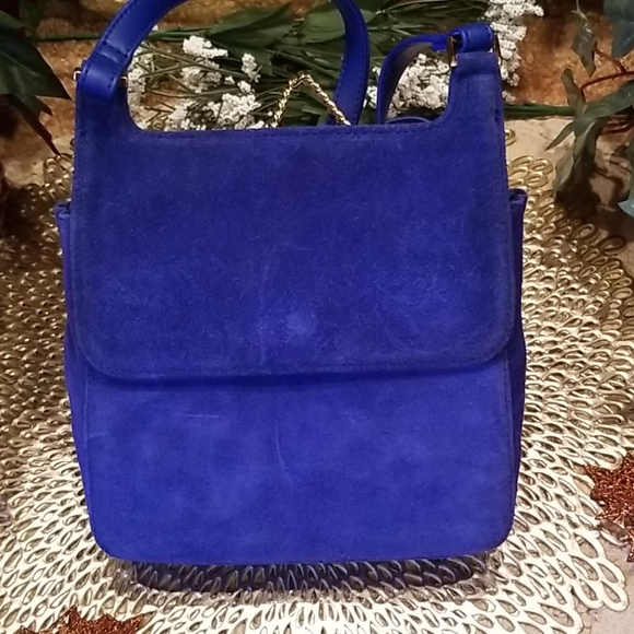 Amanda Smith Blue Suede Crossbody - Picture 3 of 8